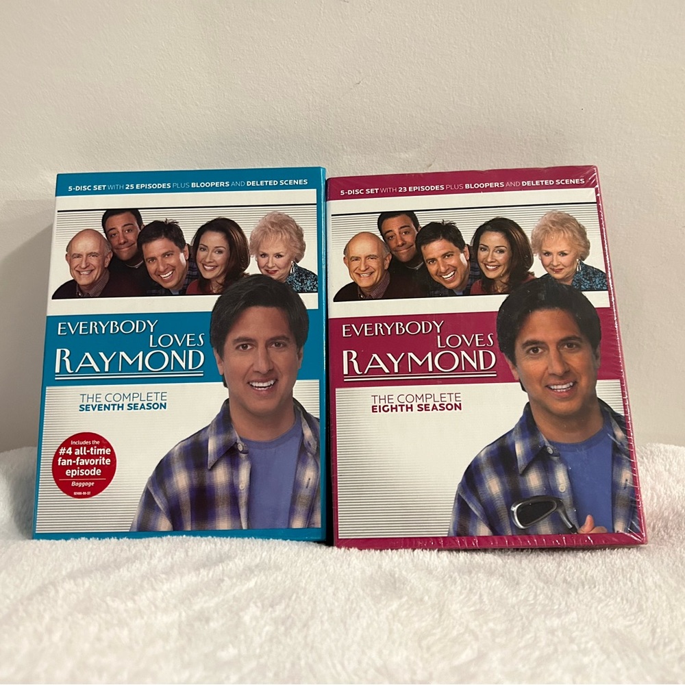 Everybody Loves Raymond Complete Seasons 7 & 8 DVD Set